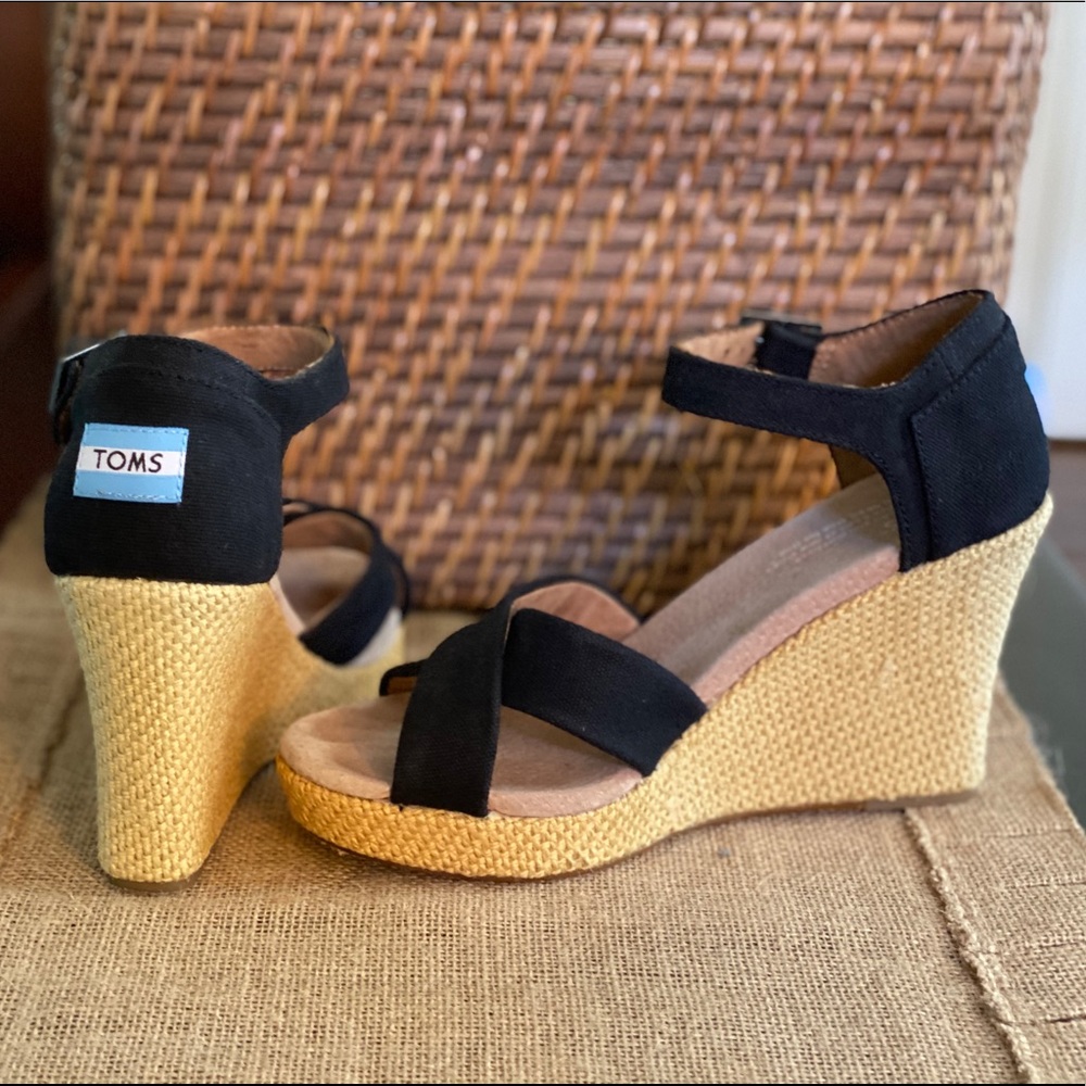 Toms Espadrille Black Canvas Wedge Sandal Size 8